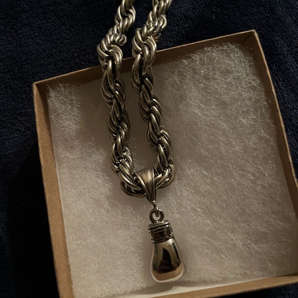 New 22inch 10 MM Stainless Steel Men’s Necklace with Boxing Glove Charm. - Picture 2 of 6